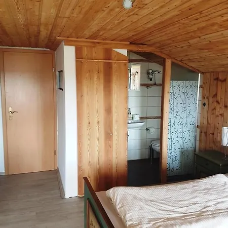 Hirsch Gasthof *